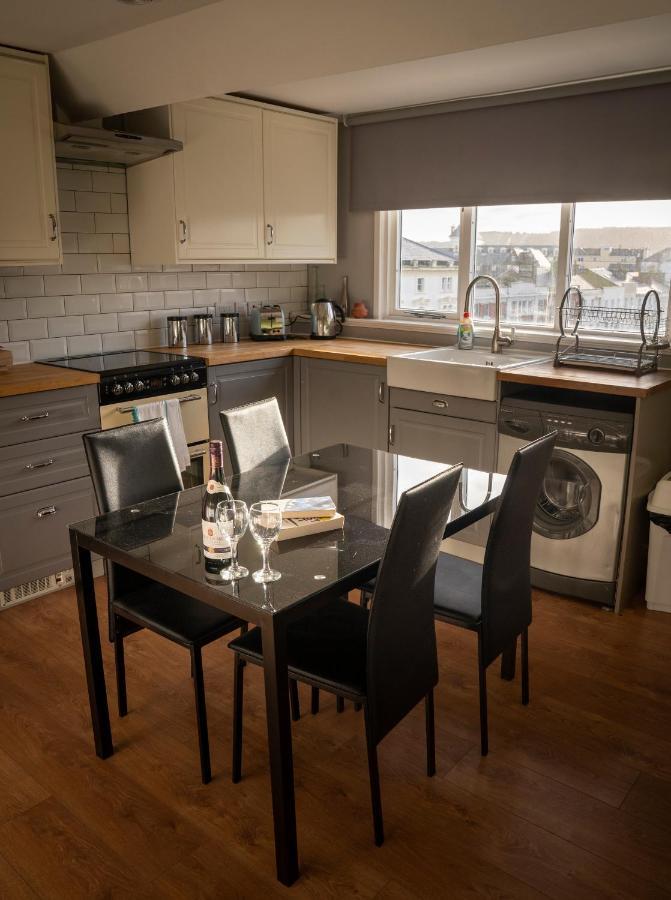 Apartment 4, Cornerhouse Apartments Llandudno Bagian luar foto